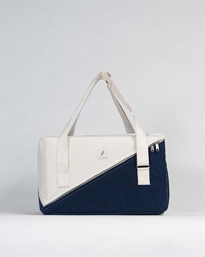 THE BAG 18:oo blue lake