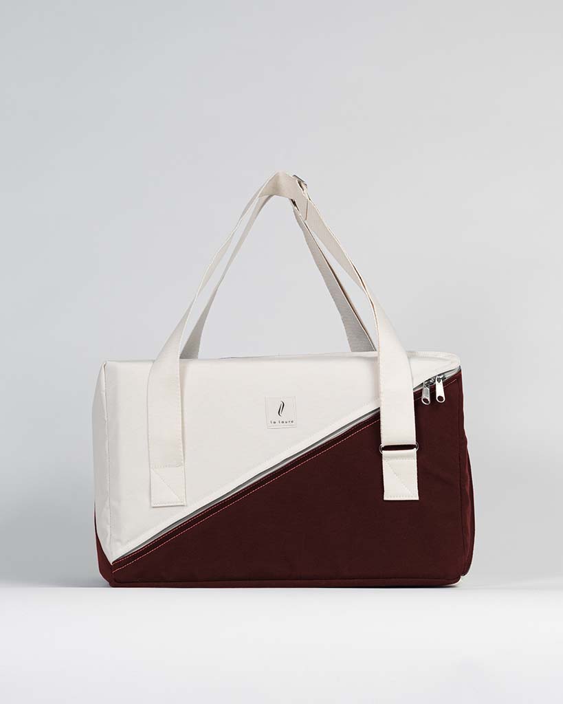 THE BAG 18:oo red vineyard